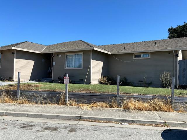 101 Westside Boulevard, Hollister CA: https://media.crmls.org/mediaz/aab6f055-a59b-4027-81e9-be37fe113eb7.jpg