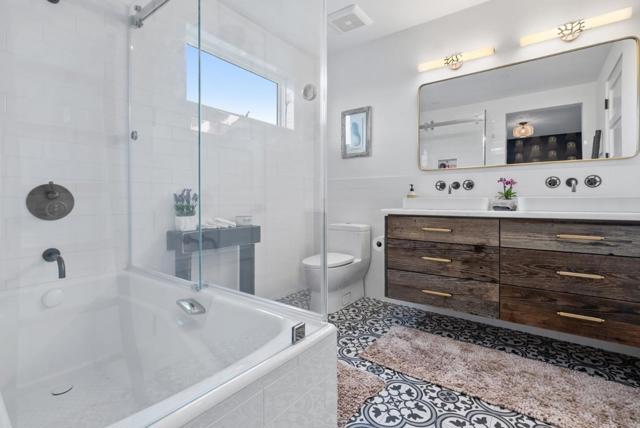 275 Davenport Landing Road, Davenport CA: https://media.crmls.org/mediaz/aab768a8-3a1d-45d6-99e3-2ddb55867403.jpg