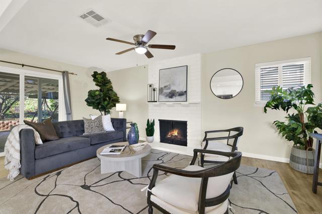12093 Callado Dr, San Diego CA: https://media.crmls.org/mediaz/aab770de-93c0-4def-8313-328a2e956260.jpg