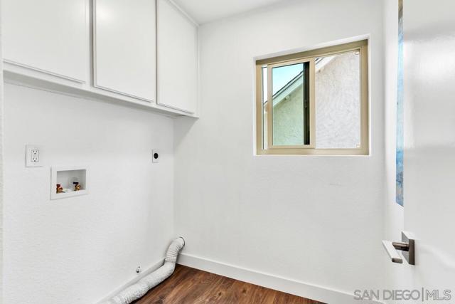 12452 Via Cabezon, San Diego CA: https://media.crmls.org/mediaz/aab794a1-6297-4900-9853-9ccf8005acee.jpg