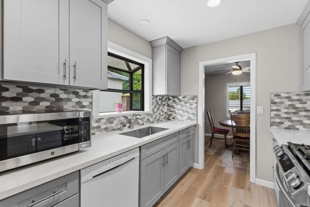 Detail Gallery Image 7 of 30 For 1387 Weers St., El Cajon,  CA 92020 - 3 Beds | 2 Baths