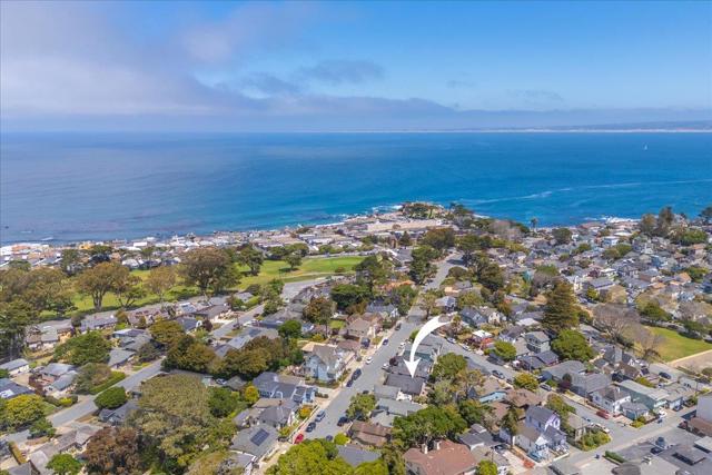 161 Pacific Avenue, Pacific Grove CA: https://media.crmls.org/mediaz/aab8370e-71e2-4c2d-9d1a-bf7a48c913fa.jpg