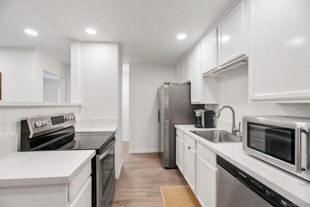 Image 9 of 39 For 1810 El Camino Real 101