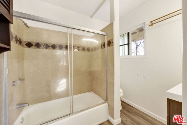 21819 Arminta Street, Canoga Park CA: https://media.crmls.org/mediaz/aaba7dbf-e26e-42ba-9749-2c46026b4193.jpg