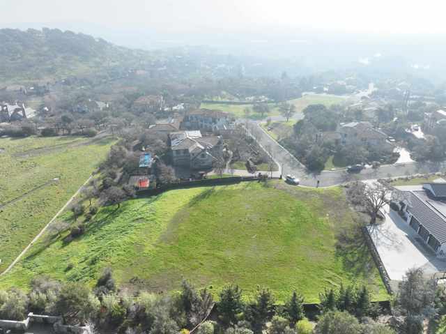 Image 3 of 9 For 5315 Laurel Ridge Ct