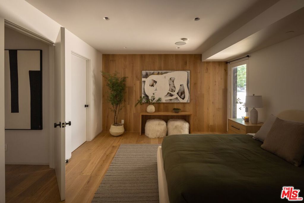 MLS #26989319 image #26
