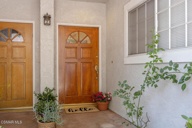 3109 E Hillcrest Drive, Westlake Village CA: https://media.crmls.org/mediaz/aabb453f-da80-48cd-978c-92da6b51a379.jpg