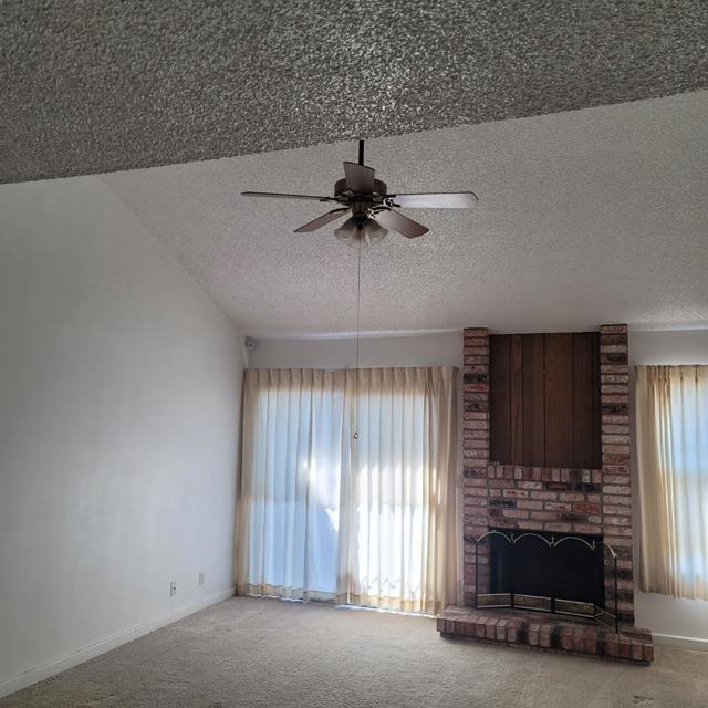 1848 Cherokee Drive, Salinas CA: https://media.crmls.org/mediaz/aabb5334-f4b5-4b24-84cc-25e12f654ef2.jpg