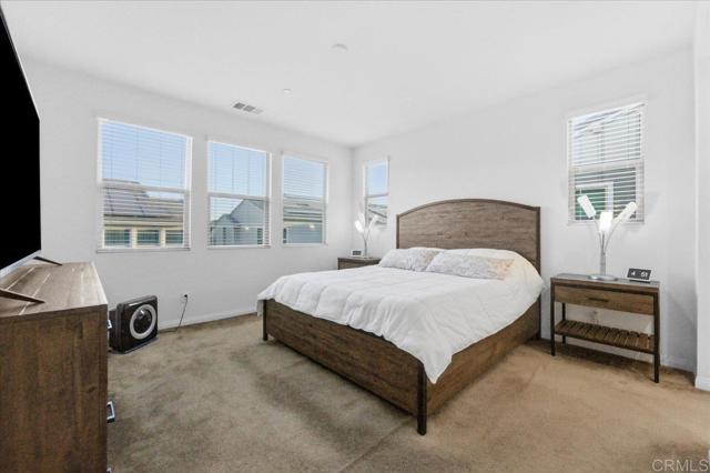 Detail Gallery Image 12 of 52 For 1184 Calle Oroblanco #3,  Chula Vista,  CA 91913 - 3 Beds | 3 Baths