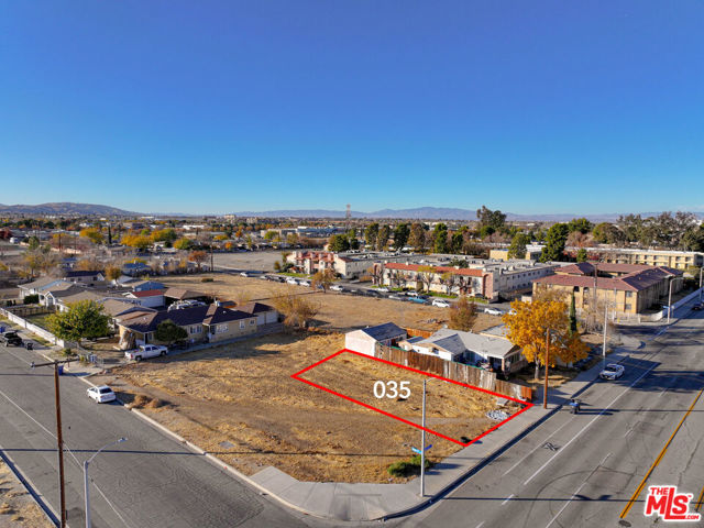 Image 16 of 19 For 38543 10th Street