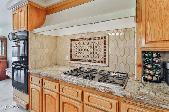 1822 Calle Borrego, Thousand Oaks CA: https://media.crmls.org/mediaz/aabc5615-d49c-4789-b527-103a3c10bda5.jpg