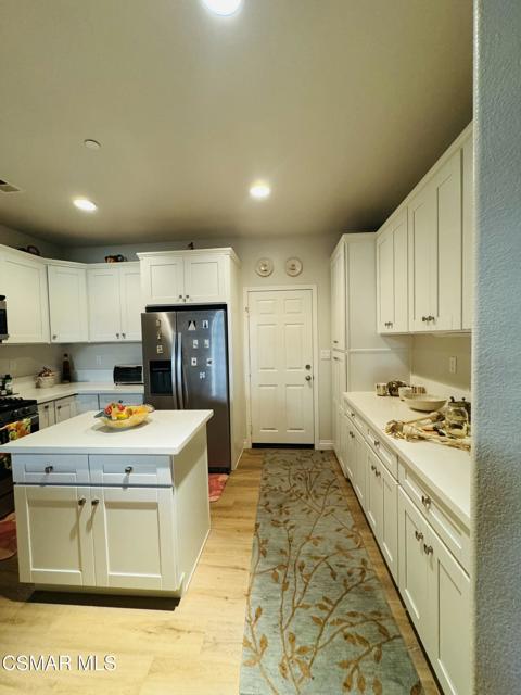 4759 Via Altamira, Newbury Park CA: https://media.crmls.org/mediaz/aabc6742-24f6-47fb-878f-1c32332cbcda.jpg