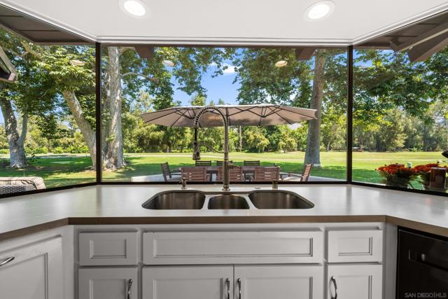 32676 Taspa Ct, Pauma Valley CA: https://media.crmls.org/mediaz/aabdd46c-8594-4cf3-a5f0-3574c1921115.jpg