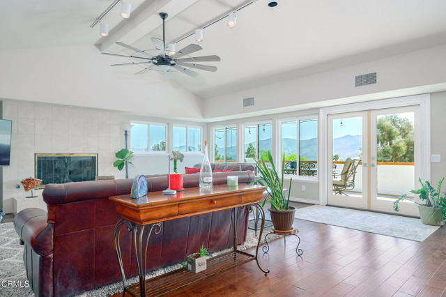 2207 Terra Bella Lane, Camarillo CA: https://media.crmls.org/mediaz/aabe78fb-31d4-42b3-b9e7-9ade655985b7.jpg