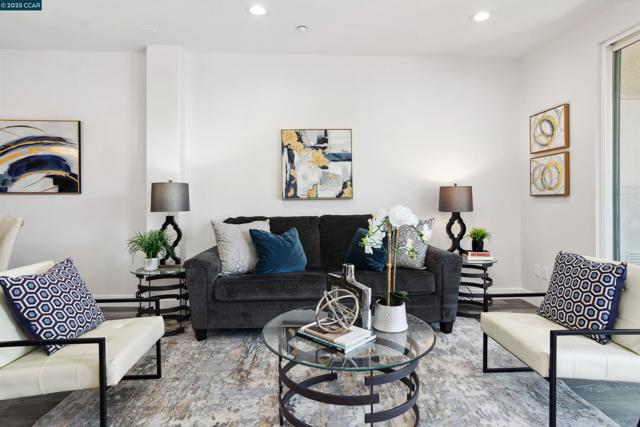 3240 Maguire Way, Dublin CA: https://media.crmls.org/mediaz/aabef291-4670-4723-8834-24fbb345f049.jpg
