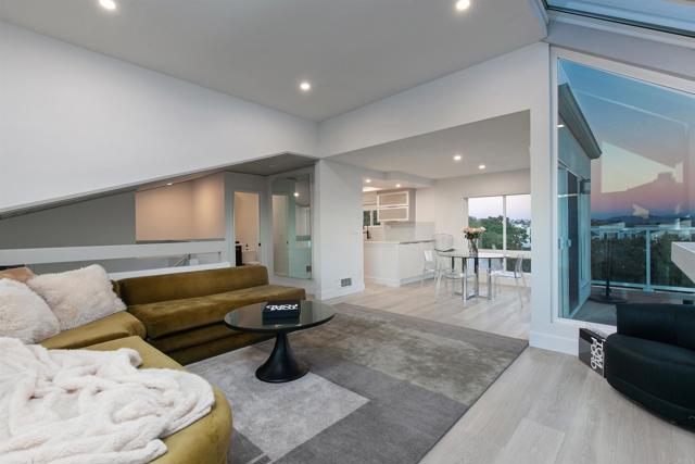 Detail Gallery Image 14 of 25 For 338 Shoemaker, Solana Beach,  CA 92075 - 3 Beds | 2/1 Baths