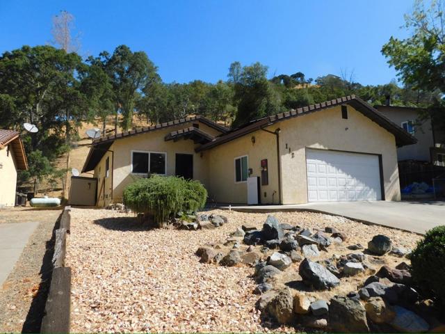112 Parkview Lane, Napa CA: https://media.crmls.org/mediaz/aabf93fd-7e2e-4d6a-965b-e4f56906a158.jpg