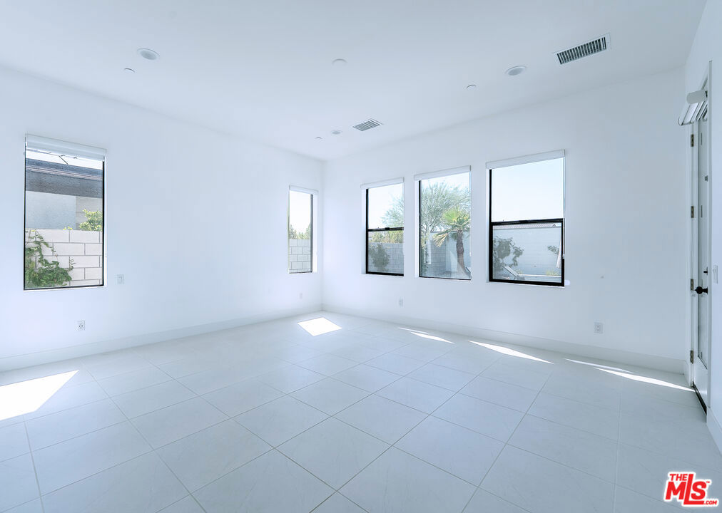 MLS #25620925 image #20