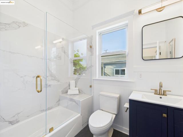 2602 Adeline St, Oakland CA: https://media.crmls.org/mediaz/aabfe04d-5b61-4af8-b258-36350d15d6ef.jpg