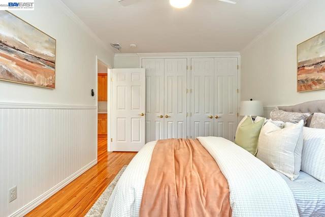 1515 Miramonte Ave, Mountain View CA: https://media.crmls.org/mediaz/aac1328c-bdad-463e-84dd-d7595b64e0f3.jpg