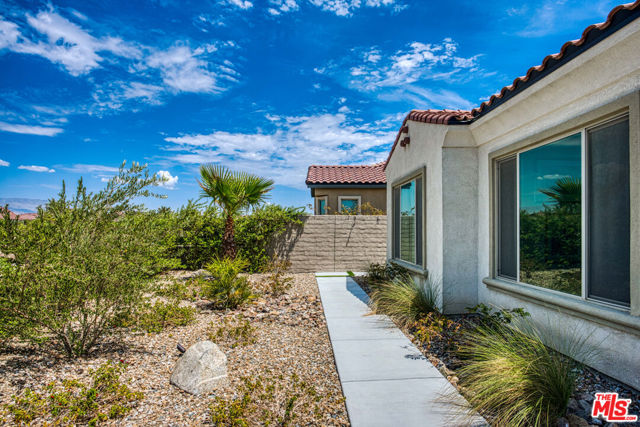 10 Semillion, Rancho Mirage CA: https://media.crmls.org/mediaz/aac157b1-73f8-4dd9-8281-59d78f706b57.jpg