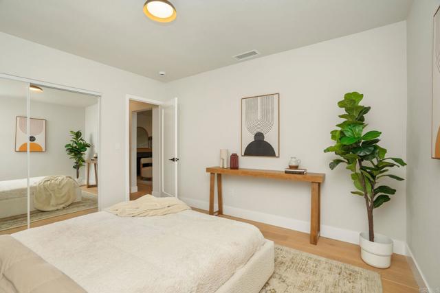 Detail Gallery Image 22 of 31 For 219 W Acacia Ave, El Segundo,  CA 90245 - 4 Beds | 2 Baths