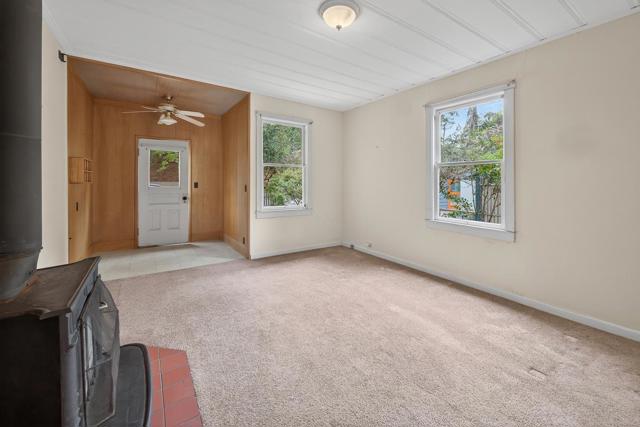 3475 N Main Street, Soquel CA: https://media.crmls.org/mediaz/aac185b0-c506-4a5c-95ff-8a5f2fb03a70.jpg