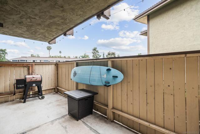 615 Fredricks ave, Oceanside CA: https://media.crmls.org/mediaz/aac20592-d440-4a87-ae57-6849149c66de.jpg