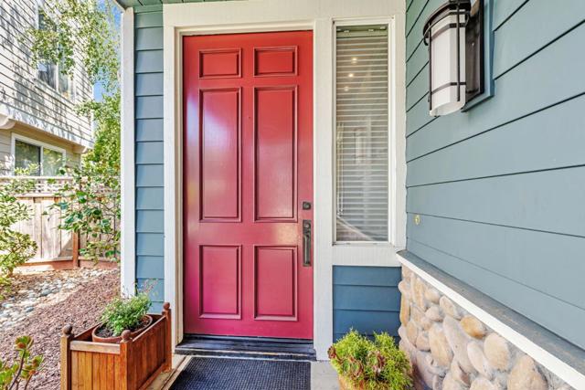 1257 Cobblestone Drive, Campbell CA: https://media.crmls.org/mediaz/aac28b46-607d-40e9-9c55-981ebac33d2e.jpg