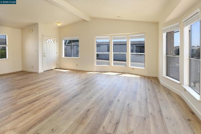 1840 Paris Ln, Antioch CA: https://media.crmls.org/mediaz/aac2ce71-3151-4252-b21c-aec537ac6a2d.jpg