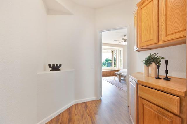 1817 Barn Valley Lane, Lincoln CA: https://media.crmls.org/mediaz/aac30c7c-9189-4039-ab53-429a165c0b64.jpg