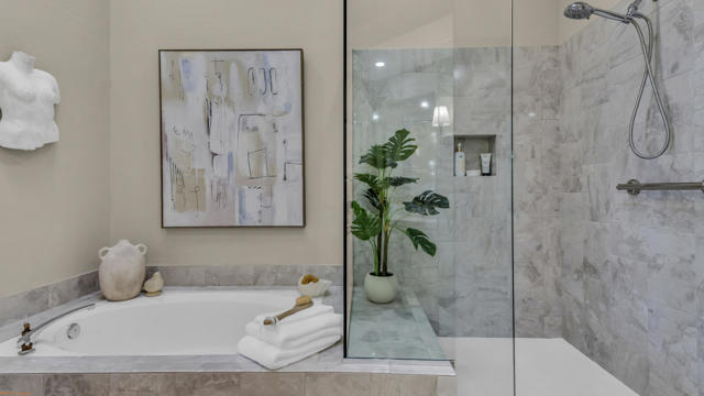 105 Brandigo Circle, Palm Desert, CA 92211
