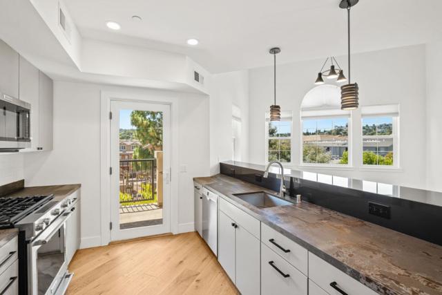 777 Walnut Street, San Carlos CA: https://media.crmls.org/mediaz/aac34bb6-7fd9-4a3f-ac2d-15aeec0b7f2f.jpg