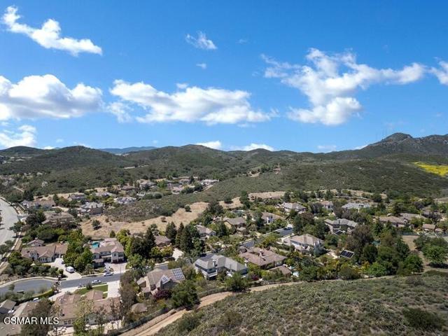 5455 Via Olas, Newbury Park CA: https://media.crmls.org/mediaz/aac42a9d-bc80-413c-b2a8-6a79f87574cd.jpg