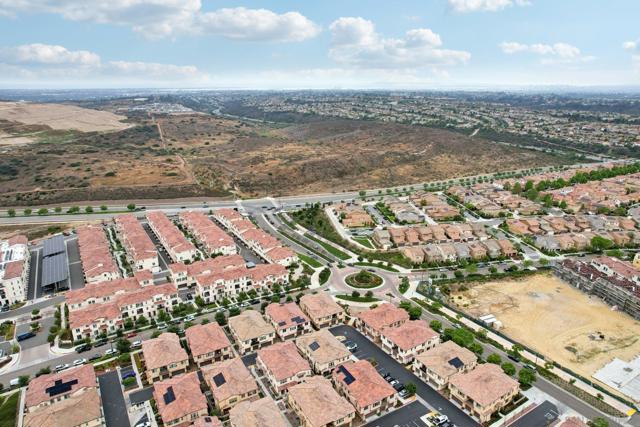 1709 Santa Carolina, Chula Vista CA: https://media.crmls.org/mediaz/aac4e25e-acba-4aaa-94a5-d6f59dd8e418.jpg