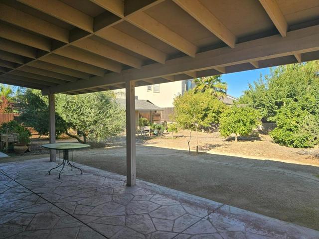 1703 Cobblefield Lane, Los Banos CA: https://media.crmls.org/mediaz/aac55f87-99b8-4e5b-990b-d33c673206f3.jpg