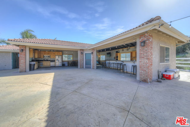 Image 12 of 20 For 42880 Brown Street