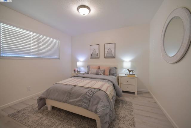 2363 Arf Ave, Hayward CA: https://media.crmls.org/mediaz/aac6fb77-964e-4536-aa2a-353db77b08cf.jpg