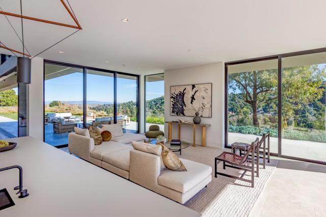 Image 10 of 39 For 40 Firethorn Way