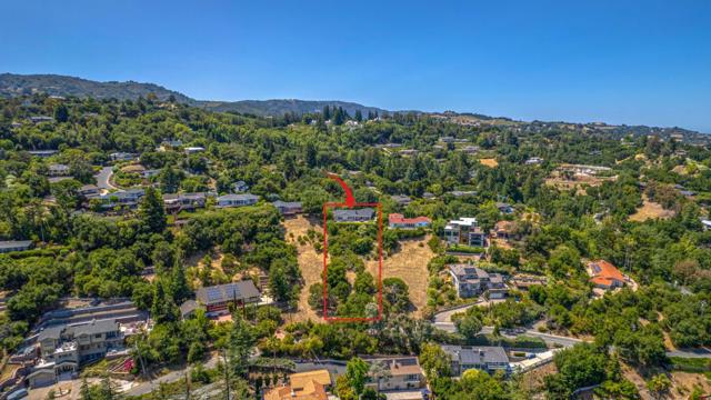 20905 Sullivan Way, Saratoga CA: https://media.crmls.org/mediaz/aac7b4d0-a767-4999-be49-aed0ca42fd3b.jpg
