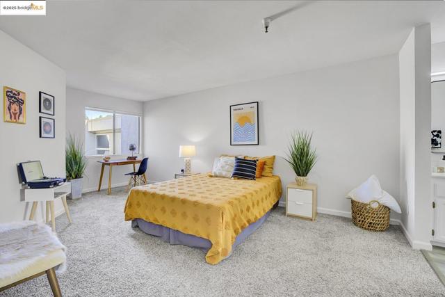 Image 21 of 45 For 545 Pierce St  2410