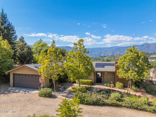 1585 Loma Drive, Ojai CA: https://media.crmls.org/mediaz/aac87c65-c63d-4c97-9c9d-5cb839091bbc.jpg