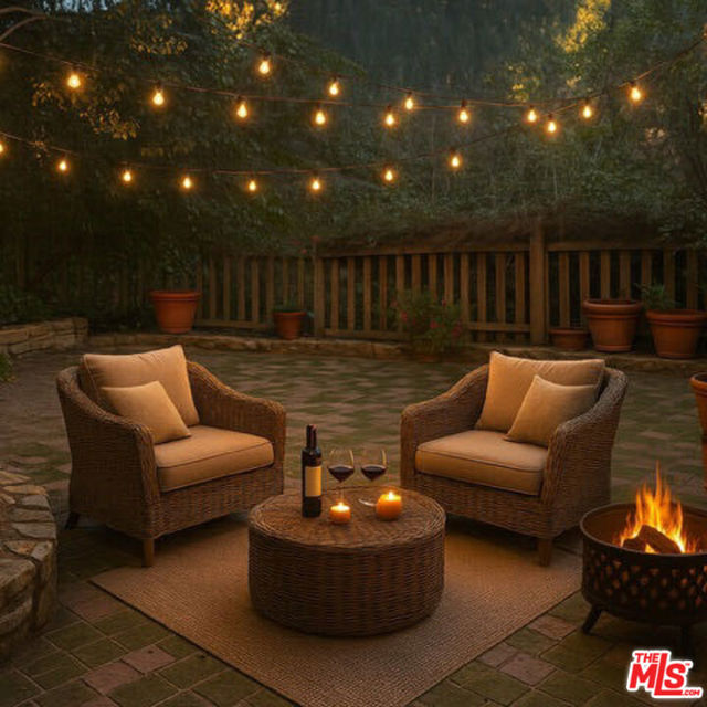 14807 Round Valley Drive, Sherman Oaks CA: https://media.crmls.org/mediaz/aac92d5d-d038-40e3-8ce2-a675c6a448ee.jpg