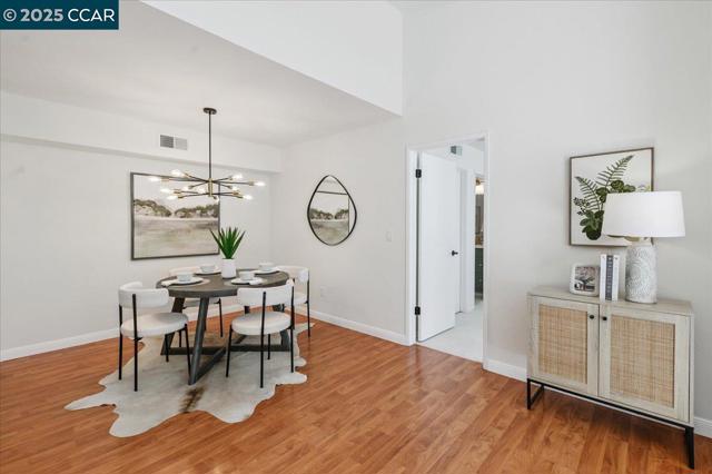 115 Reflections Dr, San Ramon CA: https://media.crmls.org/mediaz/aac93856-5eee-4b34-8fc5-d701cbdace0f.jpg