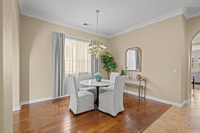 Detail Gallery Image 3 of 42 For 1452 S Creekside Dr, Chula Vista,  CA 91915 - 3 Beds | 2/1 Baths