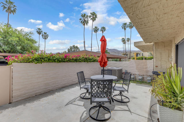 5803 Los Santos Drive #19, Palm Springs, CA 92264