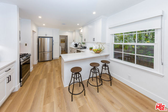 2030 Castle Heights Avenue, Los Angeles CA: https://media.crmls.org/mediaz/aacc729f-caa3-409b-88e5-21db946f4bda.jpg