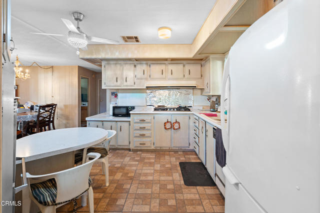 Detail Gallery Image 23 of 37 For 1500 Richmond Rd #10,  Santa Paula,  CA 93060 - 2 Beds | 2 Baths