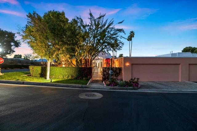 47360 Jadida Avenue, Palm Desert CA: https://media.crmls.org/mediaz/aacdc457-bd0b-4fbc-8abd-d40b6433ab1b.jpg