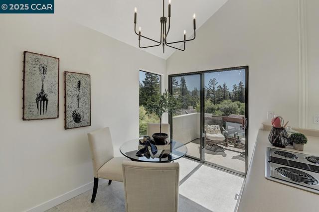 3244 Terra Granada Dr, Walnut Creek CA: https://media.crmls.org/mediaz/aace7a76-211e-465d-af4a-0f7debf28178.jpg